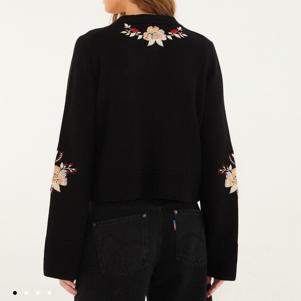 FARM Rio Black Flowers Embroidered Buttoned Knit Cardigan - Picture 3 of 13